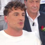 Uomini e Donne, Manuel Maura a ruota libera sulla scelta dell’ex fidanzata: “Gianluca dice di essere uomo, ma…”